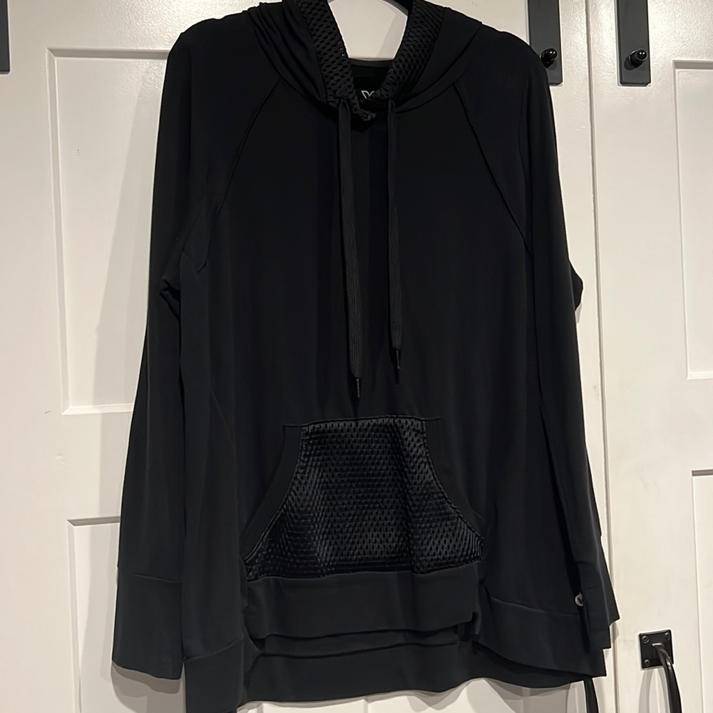 Lane Bryant LIVI Active hooded sweatshirt with mesh detail in size 14/16